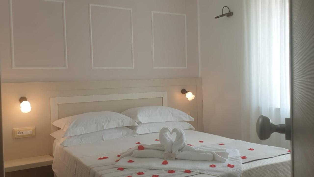 Le Camere Di Libero E Roberta Parghelia Extérieur photo