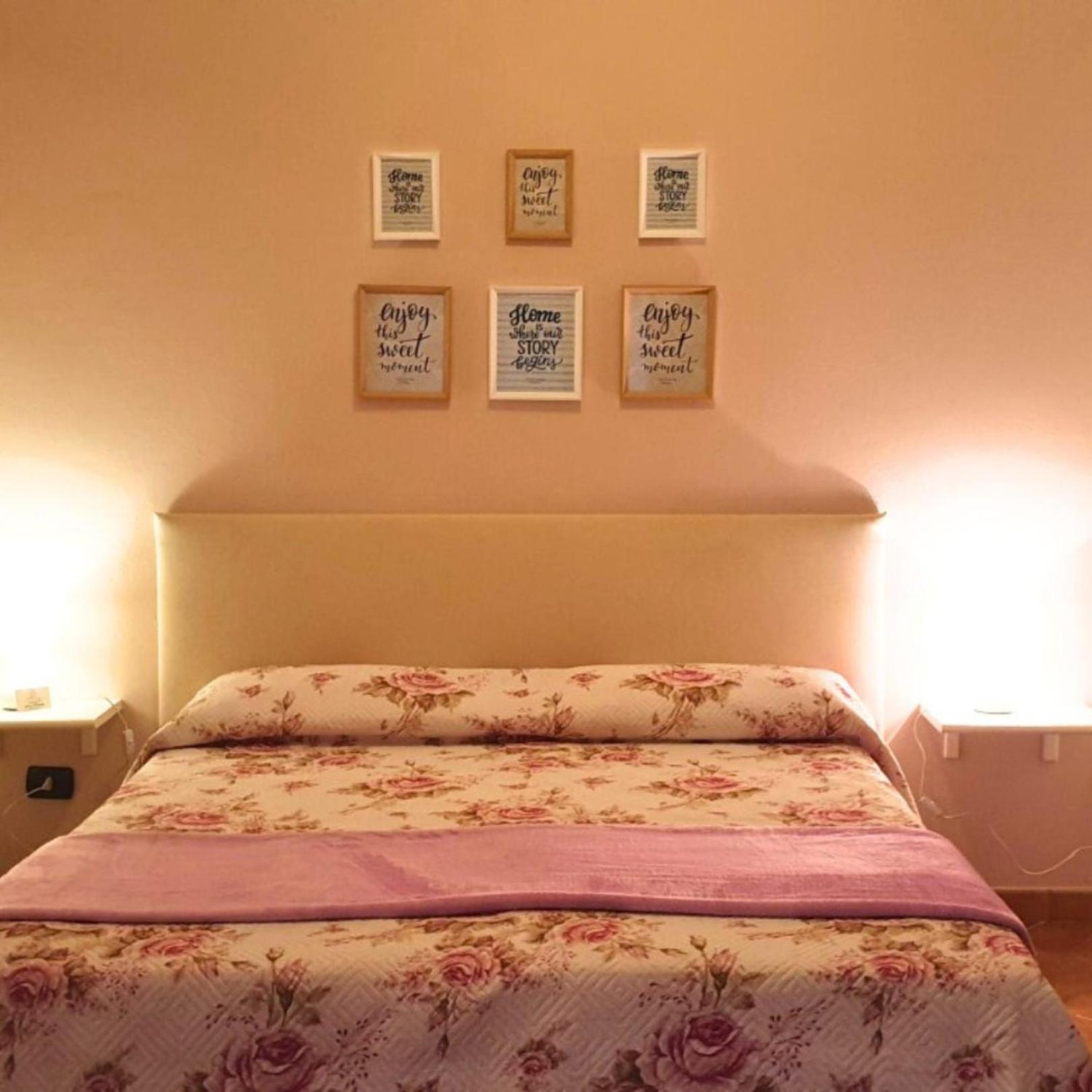 Le Camere Di Libero E Roberta Parghelia Extérieur photo
